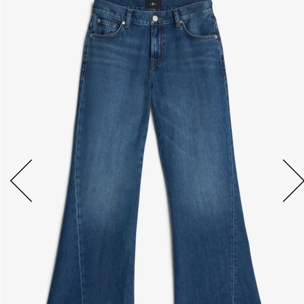 7 For All ManKind - Slim Illusion Twister Seam Spencer Flare - Picture 3 of 4